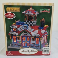 Lemax Santa's Wonderland Lighted Building Illuminated Christmas Village 2000  picture