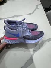 Nike Women's Grey Pink Blue Running Sneakers picture