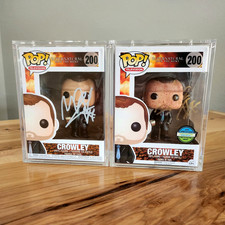 ⭐SUPERNATURAL FUNKO SET: Mark Sheppard signed Crowley 200 King of Hell  SWAU-COA picture