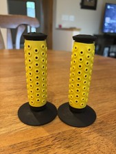 OAKLEY B-1B BMX Grips 2010 Black/Yellow B1B picture