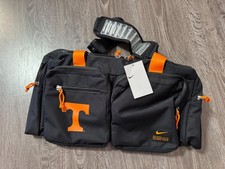 Nike Tennessee Volunteers Football Basketball Team Issued PE Travel Duffle Bag picture