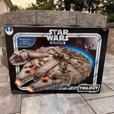 Star Wars Original Trilogy Collection Millennium Falcon 2004 Hasbro 85234 Boxed picture