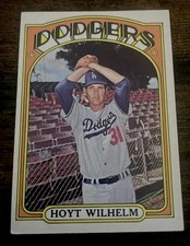 1972 Topps Baseball # 777 - HOYT WILHELM - LOS ANGELES DODGERS  -  EXCELLENT  picture