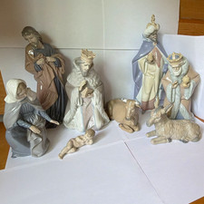 Lladro 8-Piece Christmas Nativity Set Mary Joseph Baby Jesus 3 Wise Men picture