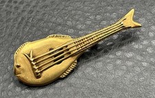 MMA Metropolitan Museum Art Fish Guitar Gold Tone Brooch Good Luck picture