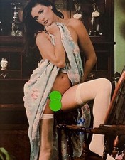 DEMI MOORE ACTRESS, PRODUCER , DIRECTOR 8 X 10 SIGNED COLOR PHOTO picture
