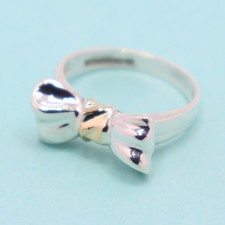 Authentic Tiffany & Co. Ribbon Bow Ring 18K Yellow Gold 925 Silver Size: US 5.25 picture