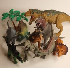 Jurassic Greenbrier And Unbranded Dinosaur Junk Drawer Toy Lot picture
