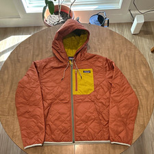 Patagonia Women's Hooded Quilted Full Zip Jacket Orange/Yellow Size M picture