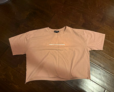 PrettyLittleThing Women’s Beige Logo Crew Neck Short Sleeve T-Shirt Size M picture