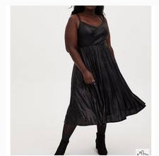 Torrid liquid midi dress plus size 3X NWOT picture