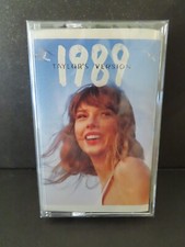 TAYLOR SWIFT 1989 (Taylor's Version) NEW Cassette Aquamarine Green / Yellow 2023 picture