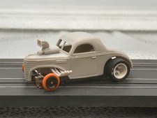 1939 MGP Fenderless Plymouth body with motor (fits a MGP 1.7 and jag chassis)... picture
