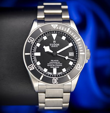 Tudor Pelagos 25600TN 42mm Titanium Black Dial Automatic Dive Watch Box Papers picture
