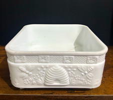 Vintage Tiara Indiana Glass White Milk Glass  Bee box picture