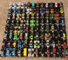 Spin Master Monster Jam Lot Of 4 Trucks 1:64  **Display Only** (4 Pcs) picture