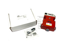 ABB 2TLA858006R3000 Jokab Safety Interlock Switch MKey10RF Sol NPT RFID 24V picture