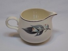 Homer Laughlin LOTUS HAI Rhythm Shape H55N5 CREAMER Green Leaves DIsh Vintage picture