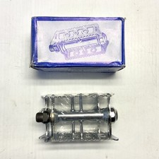 NOS VINTAGE LYOTARD No.36 CHROME RAT TRAP PEDALS 9/16
