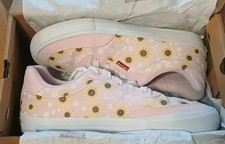 Levi’s Maribel Pink Sunflower Daisy Print Sneakers Women’s Tren Girls 5M w/ Box picture