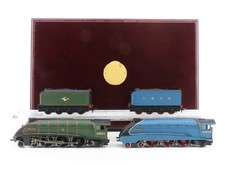 OO Bachmann Branchline LNER London North Eastern 4-6-2 Mallard Steam 2-Unit Set picture