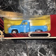 Lucky Diecast/Road Signature - 1:18 Scale - 1953 Ford F100 Pickup - 92148LBLU picture