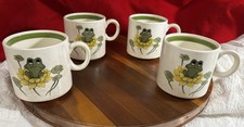 RARE Vintage 1978 Neil The Frog Family Ceramic Coffee Mug Set of 4 White/Green picture