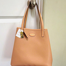 Coach New York Beige Pebbled Large Tote Double Handles Inner Pockets Charm picture