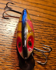 Heddon River Runt 9110 Wood Crankbait 2 1/2 in 1/2 oz 2ft Yellow Red Blue picture