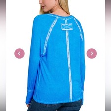 Zenana Outfitters Blue Small Longsleeve picture