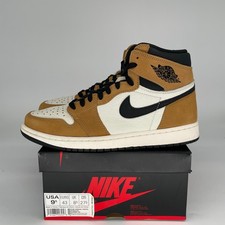 Size 9.5M/11W - Jordan 1 Retro High Rookie of the Year 555088-700 Pre-Owned picture