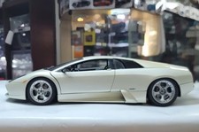 AUTOart 1/18 Lamborghini Murcielago Balloon White w/ Box picture