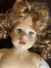 Masterpiece Gallery 32