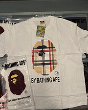 A Bathing Ape BAPE Men's L White Short Sleeve Crew Neck Logo Graphic Tee picture