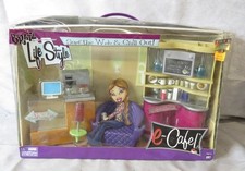 BRATZ DOLL  Krazy Kool Retro Cafe- 2004 LifeStyle Collection - NRFB  RARE HTF picture