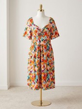 BloomChic  Plus Size 2X 18-20 Floral  Sweetheart Neckline Dress with Pockets picture