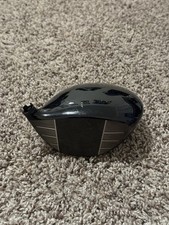 Titleist GT2 9* Left Handed Driver Head Only Pre-owned picture