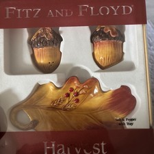 Fitz & Floyd Harvest Acorns Salt - Pepper - Leaf Tray Set - Never Used picture