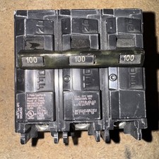 ITE Siemens BL B3100 3 Pole 100 Amp 240V Bolt-On Silkscreen Circuit Breaker picture
