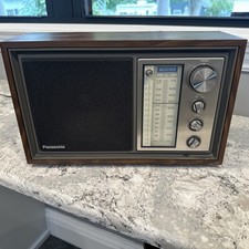 Panasonic RE-6628 AM / FM / WB 3-Band Table Radio - Works Great - ca. 1978 picture