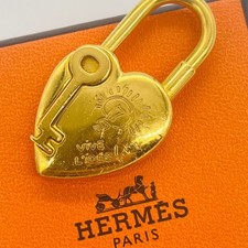HERMES Cadena Padlock Heart 2004 Gold Lock Bag Charm Pendant AUTH USED picture