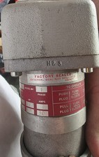 NEW CROUSE HINDS CES2213 EXPLOSION PROOF RECEPTACLE 1 PH 60 HZ 240/480 VAC 30/7A picture