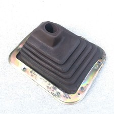 86-97 Nissan Hardbody Pickup D21 Manual Floor Shifter Boot Red 74963-01G07 OEM picture