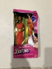 Vintage 1982 Mattel Barbie Twirly Curls African American Doll 5723 HTF New picture