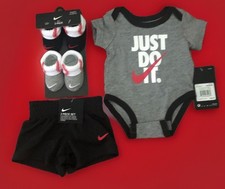 AIR NIKE BABY BOYS 4-pc GIFT Set: Bodysuits, Shorts & Booties  0-6 Months. picture