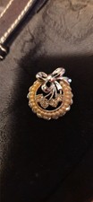 vintage jewelery picture