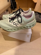 On CloudSurfer Next M9.5 US Original in Great Shape Less than 50 miles picture
