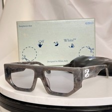 Off-White OERI013F 53-17-145 Unisex Grey Marble Square Sunglasses picture