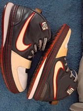Nike Zoom LeBron Men’s Mid Top Basketball Sneakers Black/White/Red/Beige picture