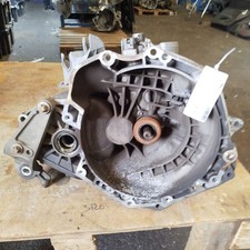 2014-2018 VAUXHALL CORSA E 3DR 1.4 Gearbox Manual 5 Speed MDG picture